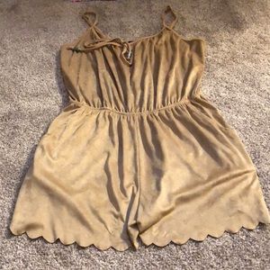 Derek Heart Romper with Scalloped Bottoms